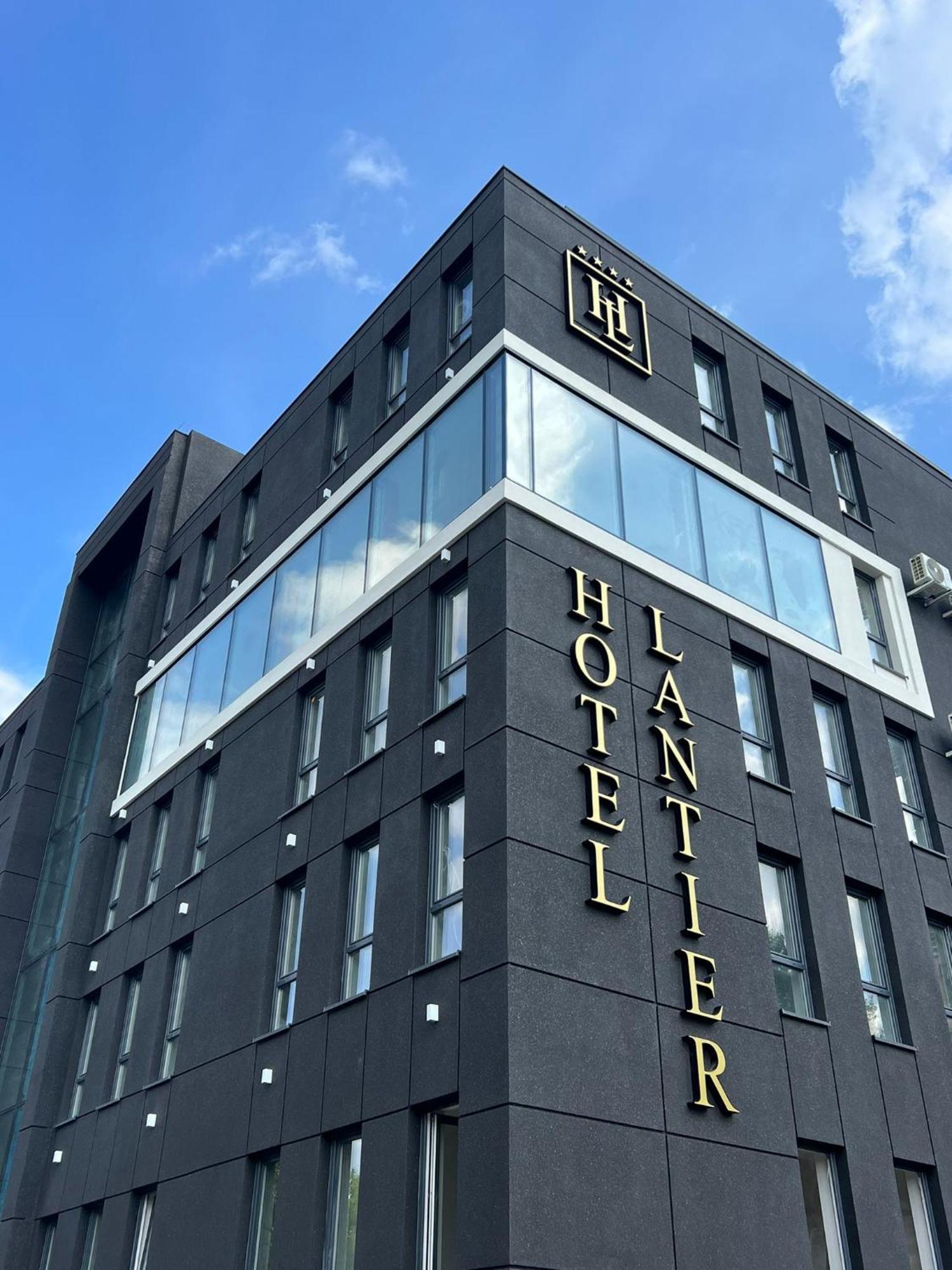 Hotel Lantier Wellness & Spa Bytom Bagian luar foto