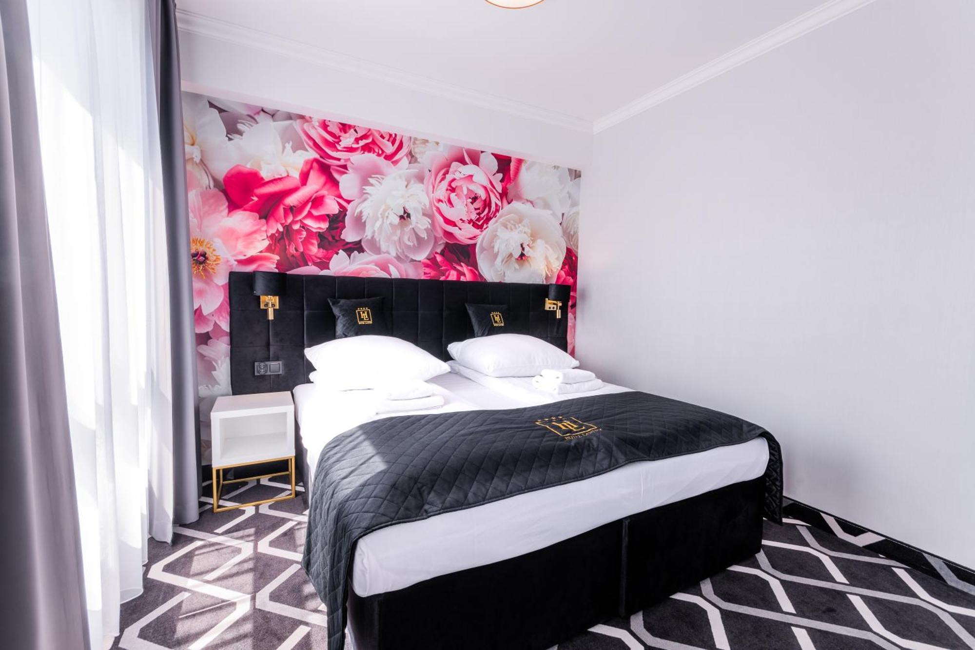 Hotel Lantier Wellness & Spa Bytom Bagian luar foto