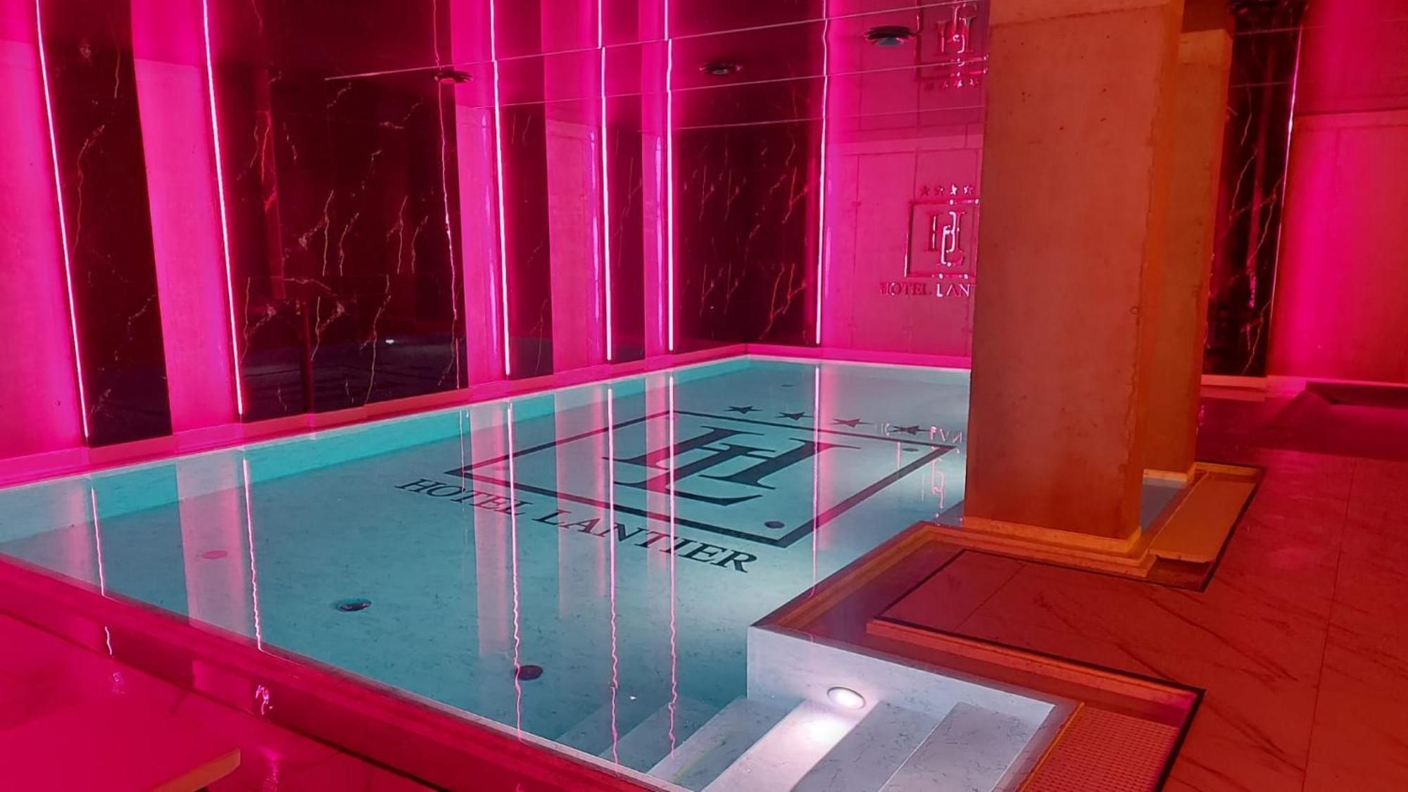 Hotel Lantier Wellness & Spa Bytom Bagian luar foto