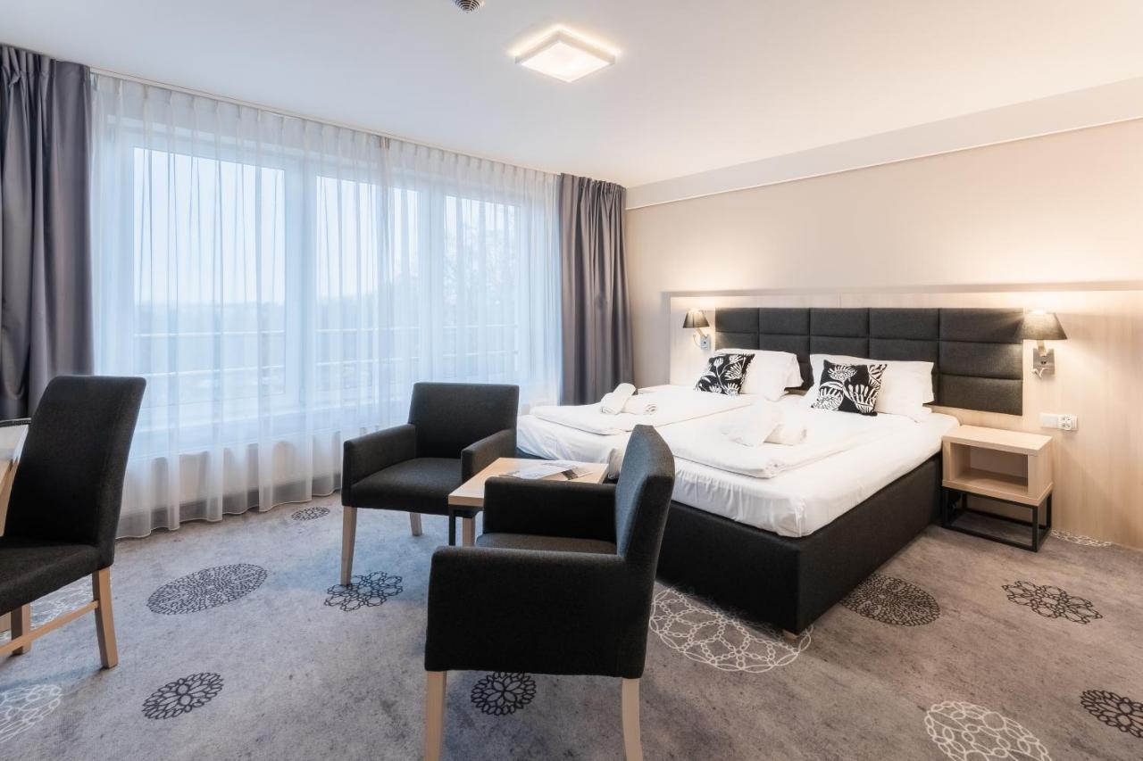 Hotel Lantier Wellness & Spa Bytom Bagian luar foto